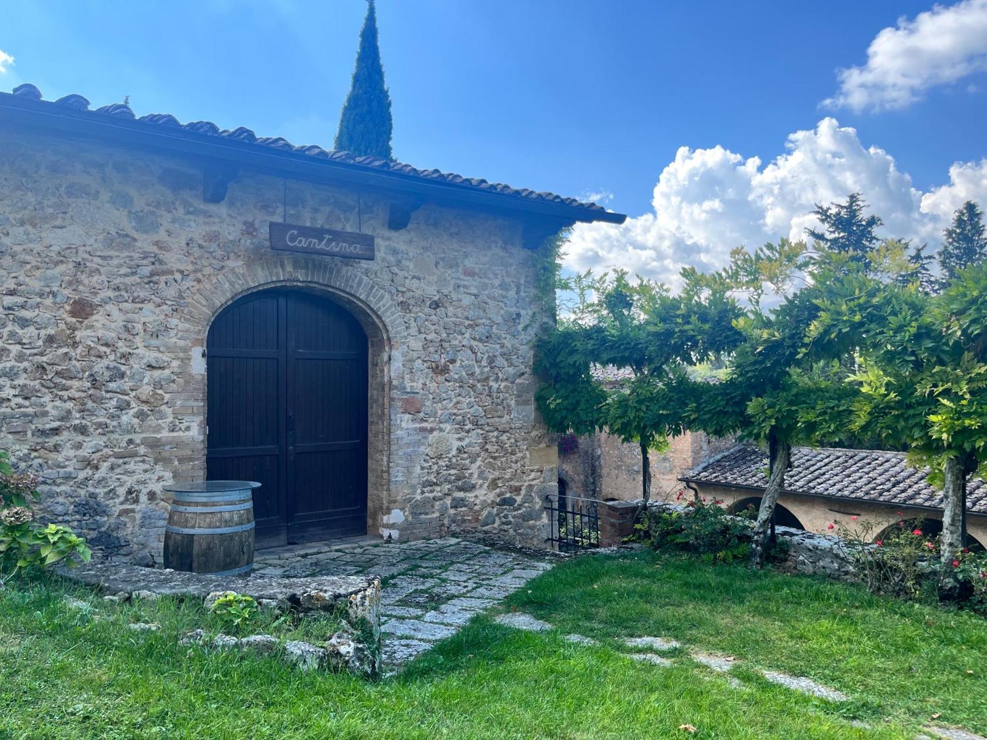 몬테리지오니 Castel Pietraio 빌라 외부 사진